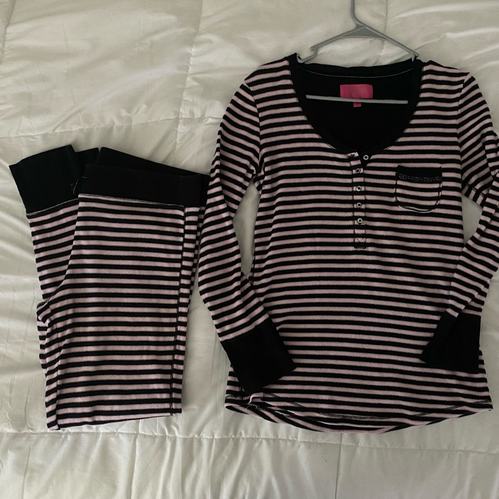 victoria’s secret striped fleece women’s pajama set